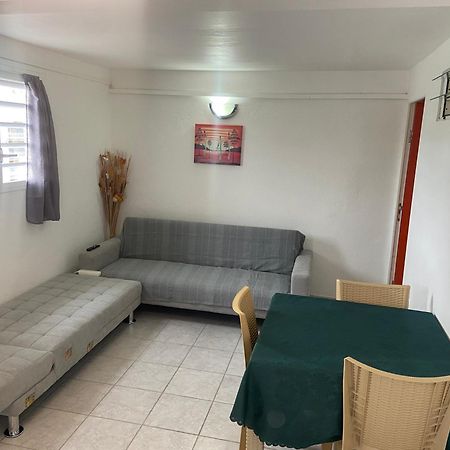 Logement De 40M2 Avec Terrasse, Moderne Et Equipe Petit-Canal Kültér fotó