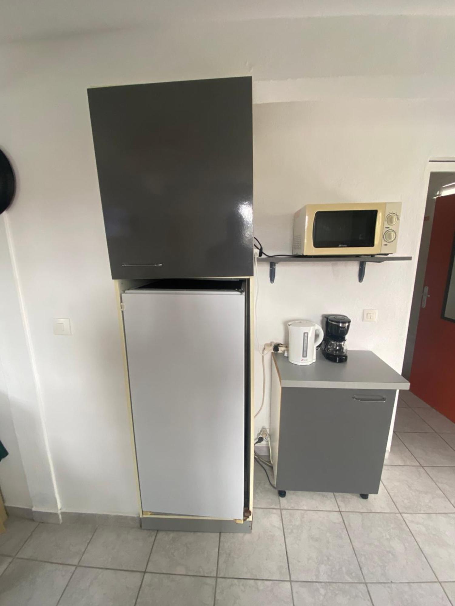 Logement De 40M2 Avec Terrasse, Moderne Et Equipe Petit-Canal Kültér fotó