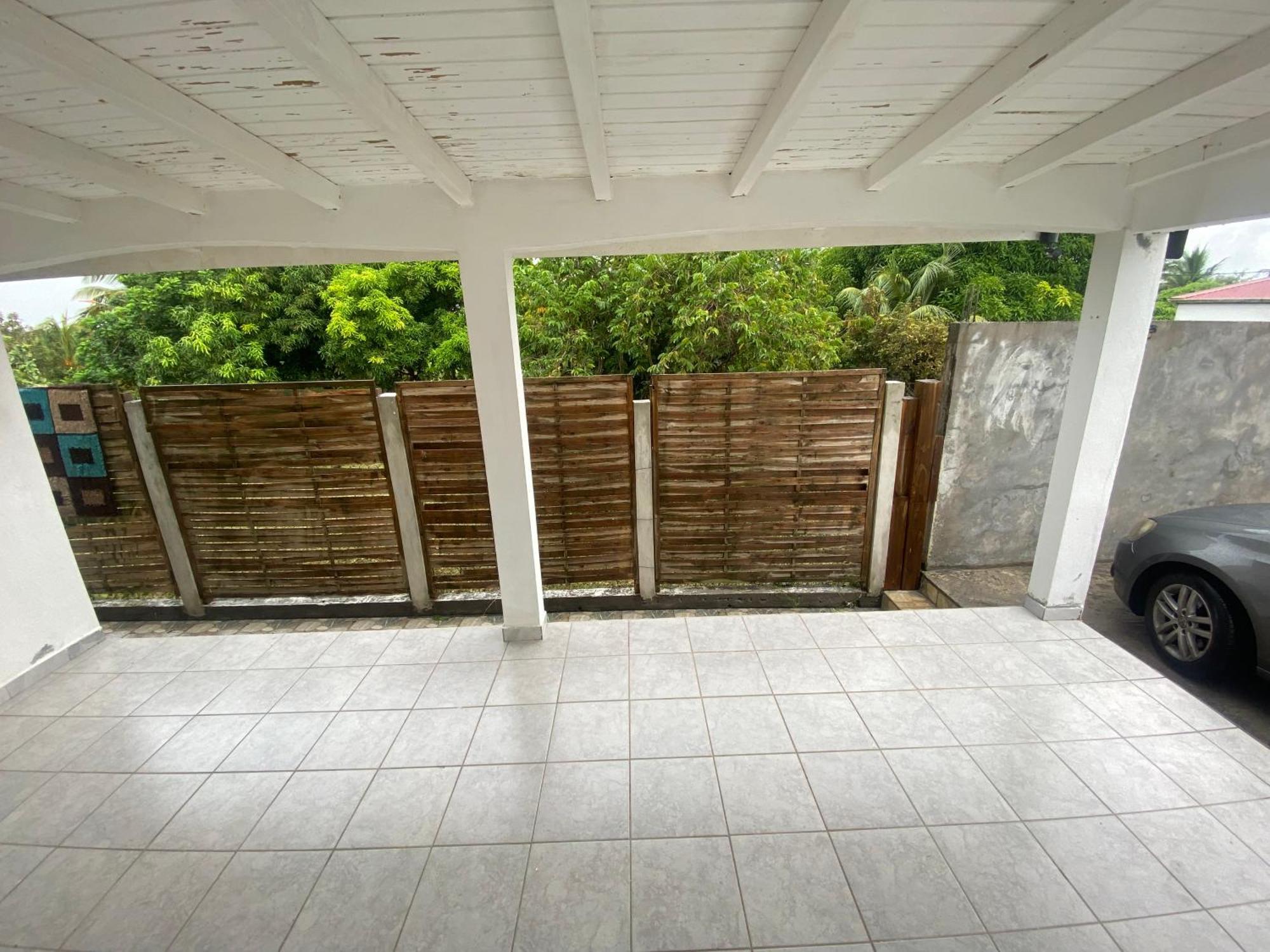 Logement De 40M2 Avec Terrasse, Moderne Et Equipe Petit-Canal Kültér fotó
